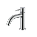 STRIA ROBINET EAU FROIDE – POIGNÉE AVEC STRUCTURE STRIÉE RAFFINÉE – SANS BONDE – CHROME